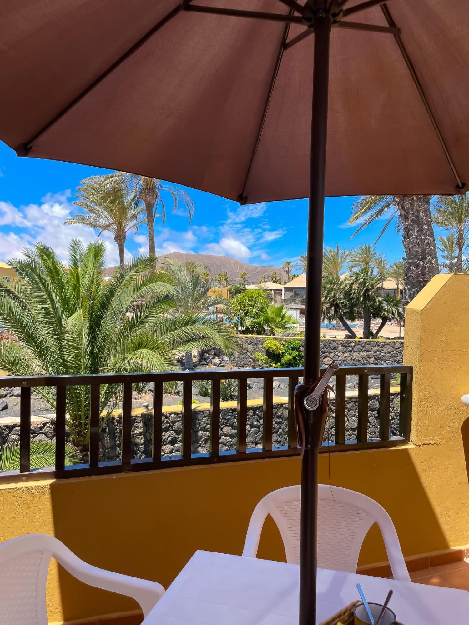 Апартаменты B-Rent Casa Angela Pool View Коральео Экстерьер фото
